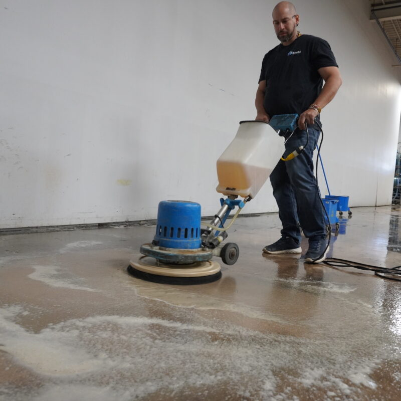 Commercial floor cleaning services by kings cleaners inc in kitchener, waterloo, cambridge and guelph